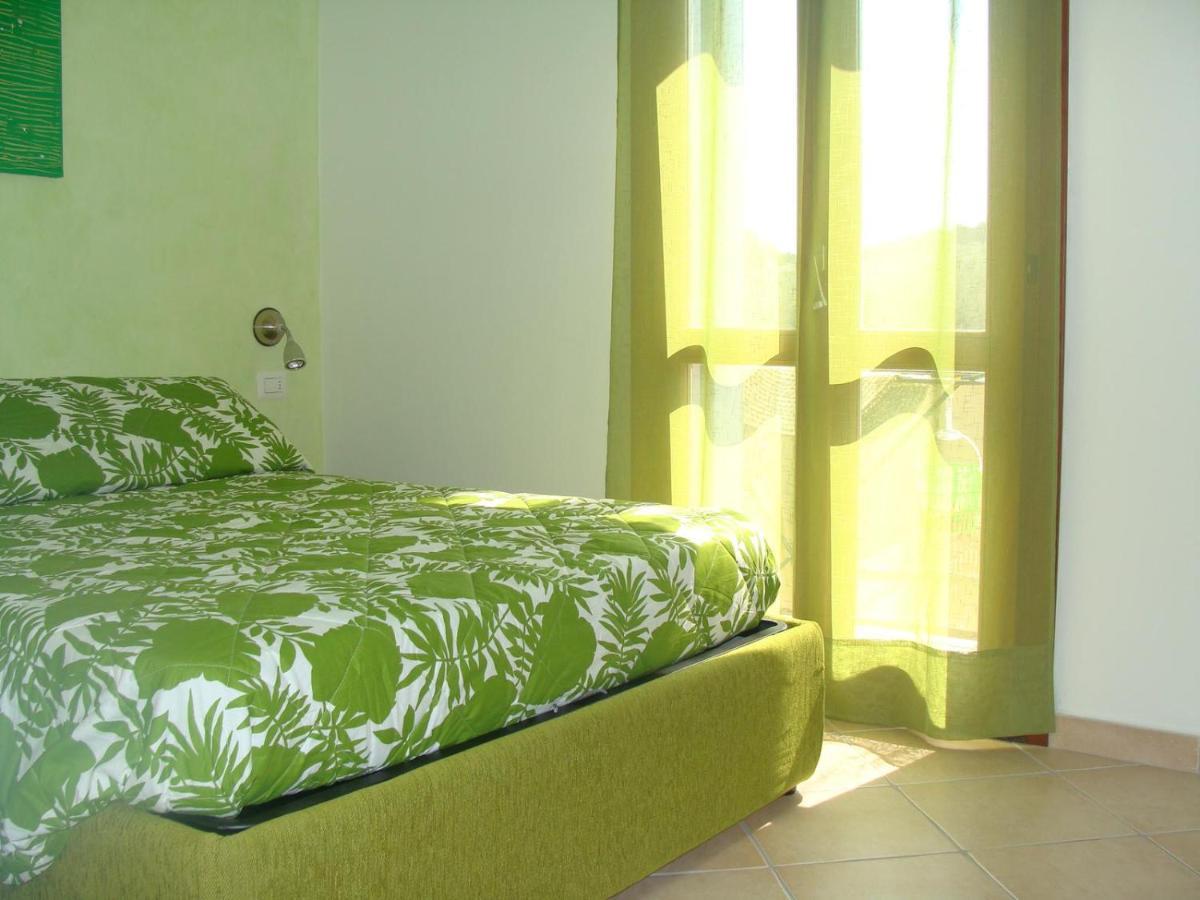 Le Residenze Del Mare Villa ปอร์โตซานเปาโล ภายนอก รูปภาพ